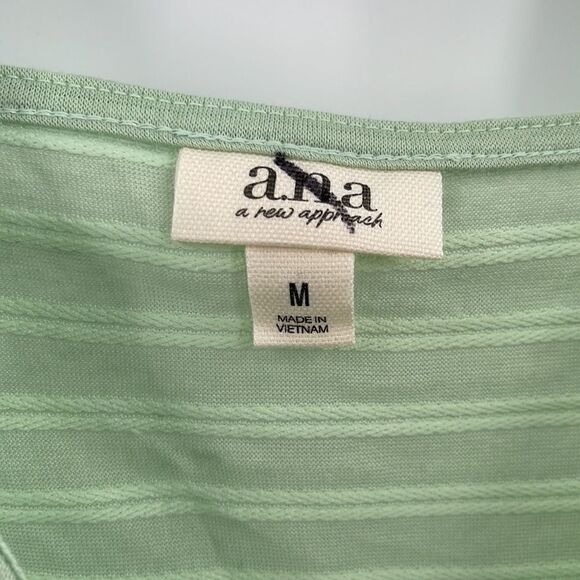 A.N.A Sleeveless Top NWOT Size M - Picture 4 of 4